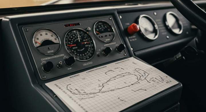 Nous réalisons l’installation et l’étalonnage de chronotachygraphes de poids lourds.